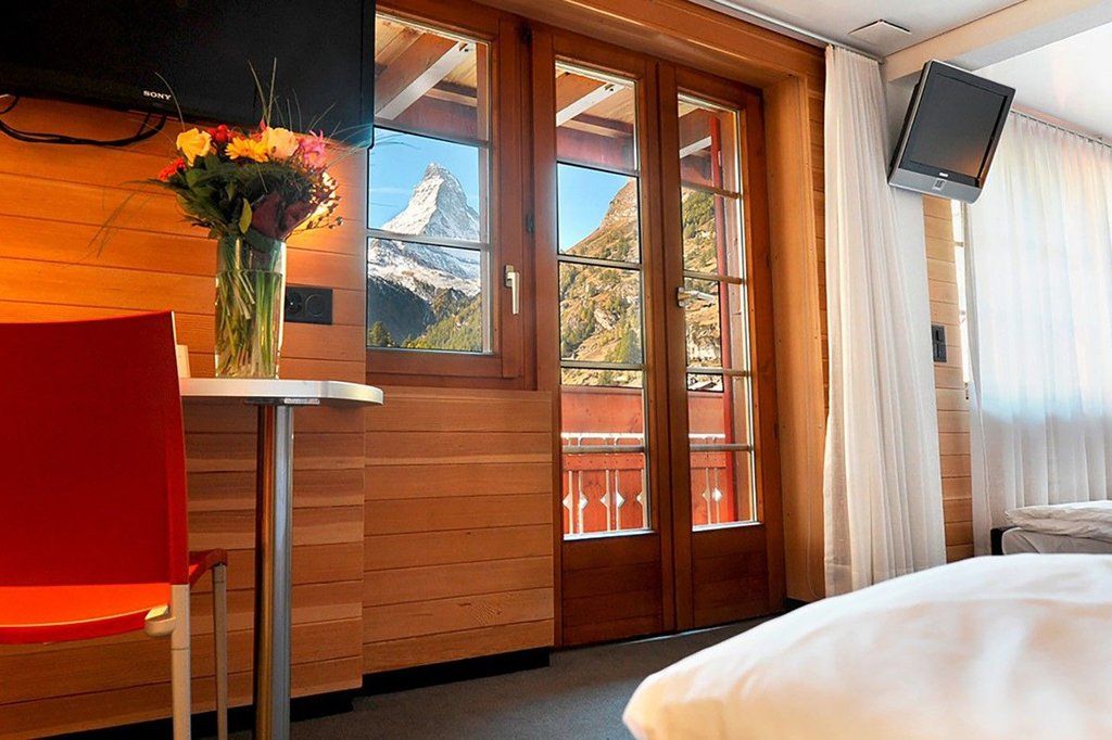 Hotel Ambiance Церматт Экстерьер фото
